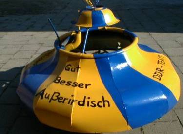 Ufo99d.jpg (15643 Byte)